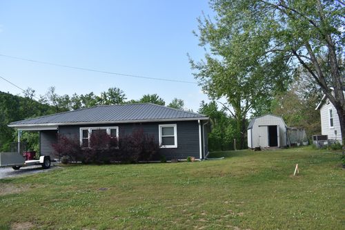 814 Upper Ferry Rd, Carthage, TN, 37030-1608 | Card Image