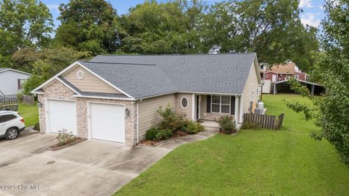 b-402 South St, Bayboro, NC, 28515-9714 | Card Image