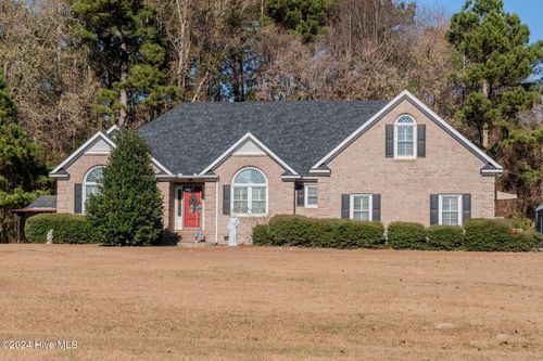 871 Pasture Branch Rd, Rose Hill, NC, 28458-8542 | Card Image