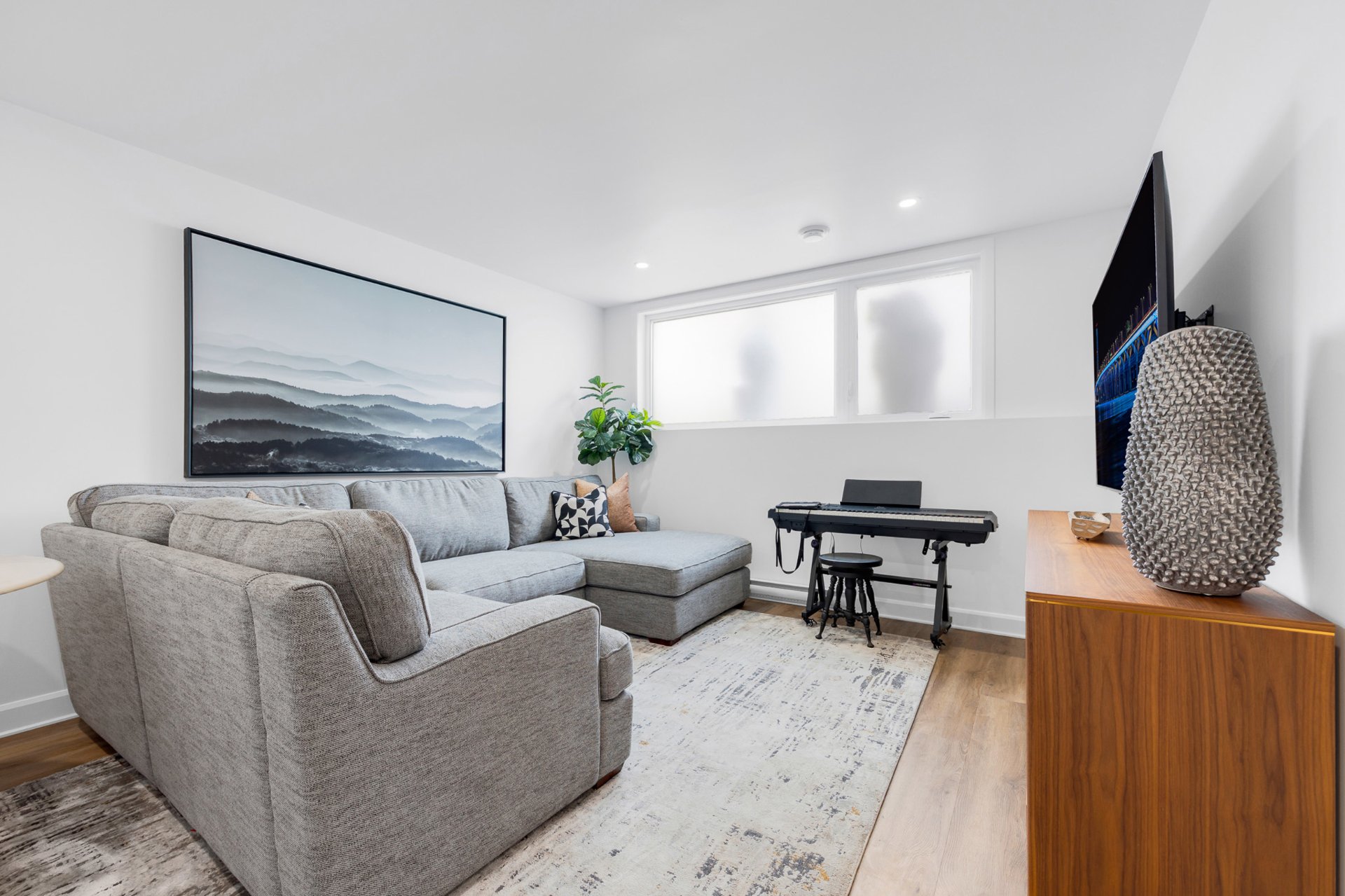 Residential in Candiac 3
