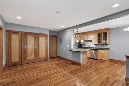a106-3116 12th Ave S, Minneapolis, MN, 55407-1674 | Card Image