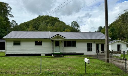 778 Upper Blackberry Road, Ransom, KY, 41558 | Card Image