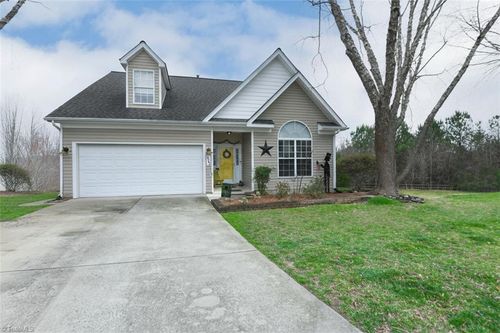 5602 David Christian Place, Greensboro, NC, 27410 | Card Image