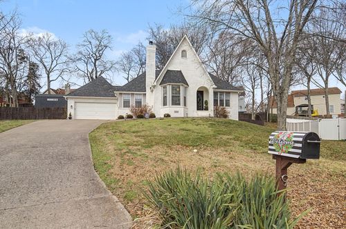 910 Spanish Oak Cir, La Vergne, TN, 37086-4156 | Card Image