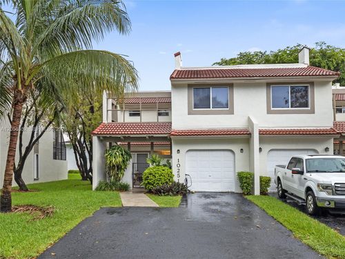 10251 Nw 46th St, Doral, FL, 33178-2258 | Card Image
