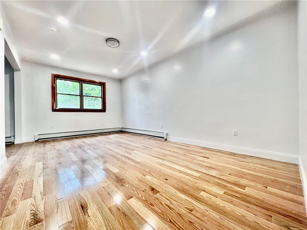 Hodges Pl, Staten Island, NY 10314