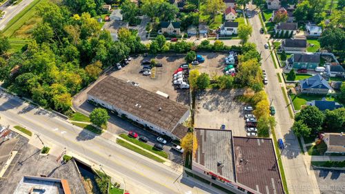 765 Villa St, Elgin, IL, 60120-8004 | Card Image