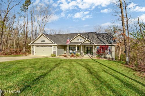 17 Leinster Ct, Crossville, TN, 38558-7627 | Card Image