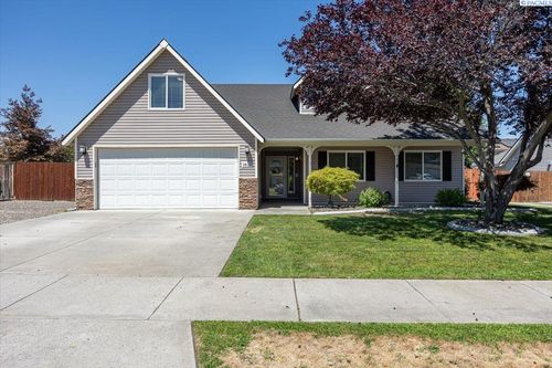9815 Chelan Ct, Pasco, WA, 99301-9080 | Card Image