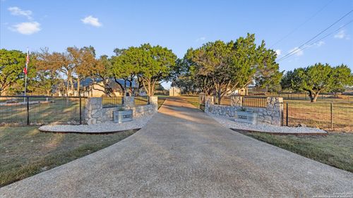 13035 Tonne Dr E, New Braunfels, TX, 78132-4561 | Card Image