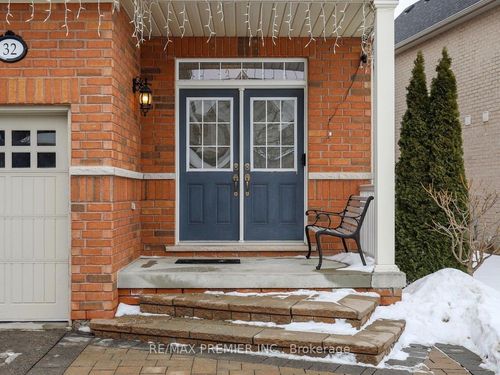 32 Blue Grouse Rd, Maple, ON, L6A4B9 | Card Image