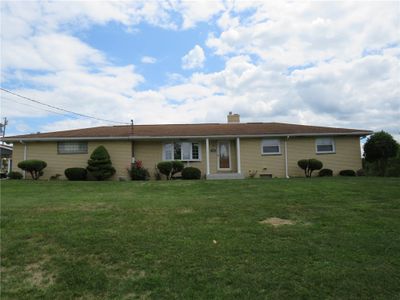 1525 4th St, House other with 4 bedrooms, 2 bathrooms and 4 parking in Carroll Twp. PA | Image 1