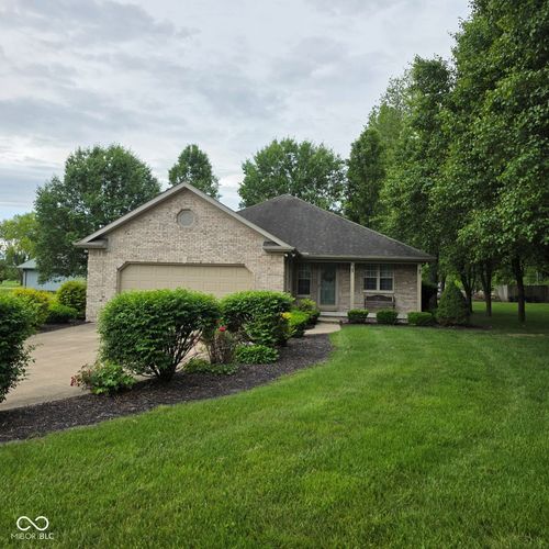 135 Park Place Dr, Brazil, IN, 47834-3234 | Card Image
