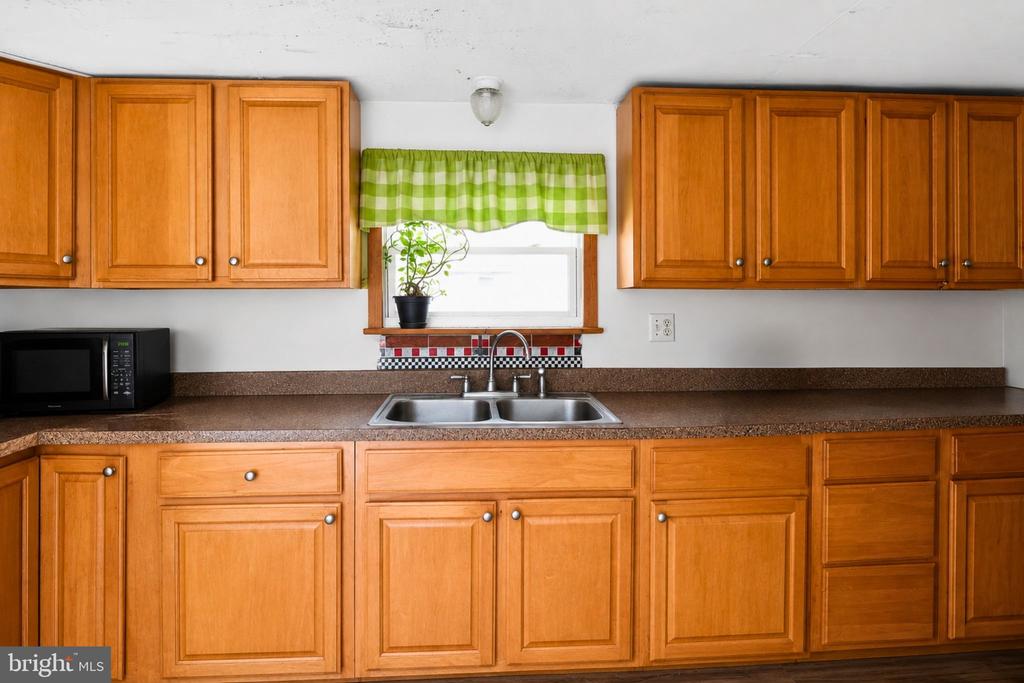Residential in CRISFIELD 5