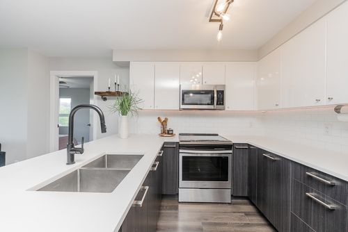 414-2525 Clarke St, Port Moody, BC, V3H0J3 | Card Image