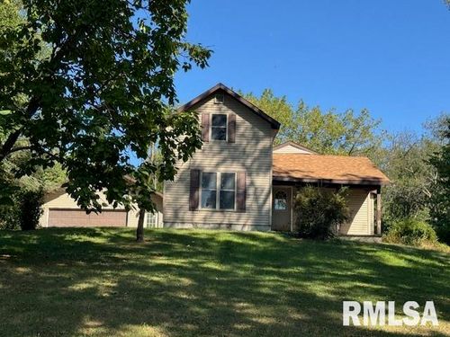 320 30th Ave N, Clinton, IA, 52732-1517 | Card Image