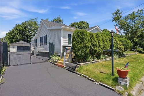 45 Marine Ave, Warwick, RI, 02888-4528 | Card Image