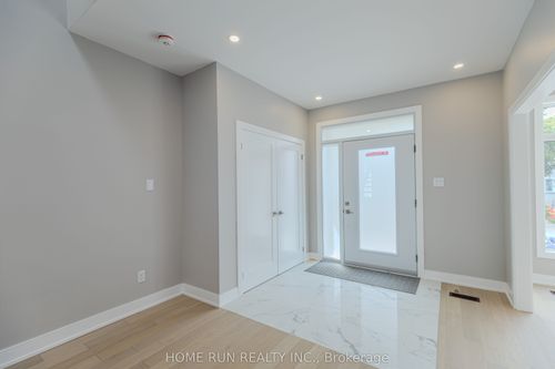 295 Dovercourt Ave, Ottawa, ON, K1Z7H4 | Card Image