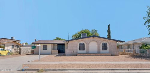 9864 Vandenburg St, El Paso, TX, 79924-4931 | Card Image