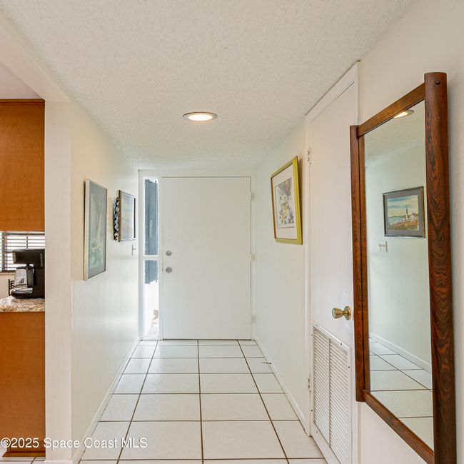 61 - 290 Paradise Blvd, Townhouse with 2 bedrooms, 2 bathrooms and null parking in Indialantic FL | Image 8
