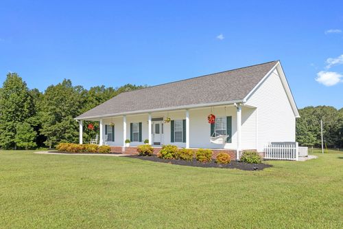 1100 Old Blacktop Rd, Mc Ewen, TN, 37101-5510 | Card Image