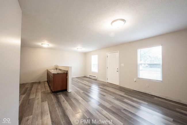622 N Linwood Ave, House other with 3 bedrooms, 2 bathrooms and null parking in Indianapolis IN | Image 6