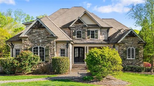 8863 Cravenwood Dr, Oak Ridge, NC, 27310-4801 | Card Image