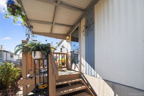 2970 Falcon St, Denver, CO, 80260-5727 | Card Image