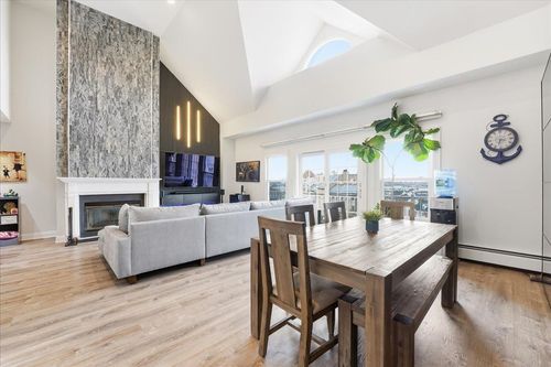 apt-63-101 Shearwater Ct, Jersey City, NJ, 07305-5416 | Card Image