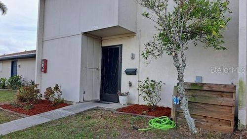 1007 Longfellow Circle, SARASOTA, FL, 34243 | Card Image