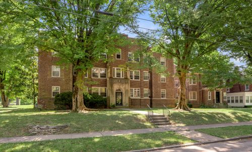 100-102 S Hanover Ave, Lexington, KY, 40502-1848 | Card Image