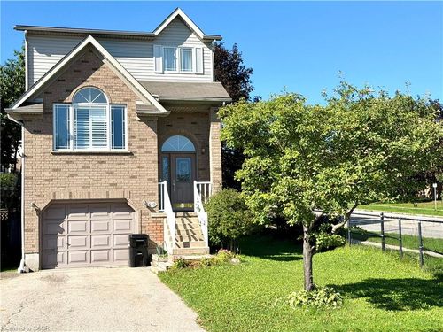 652 Keatswood Cres, Waterloo, ON, N2T2R7 | Card Image