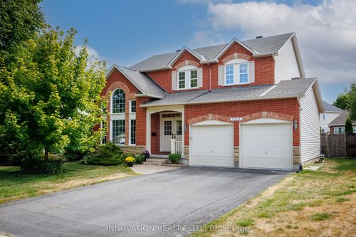 {{alt}} | Card Image