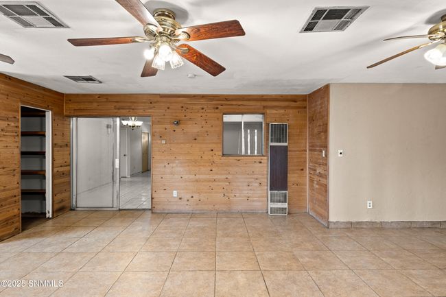 3105 Crestview-MLS-Camera-Guy-15 | Image 18