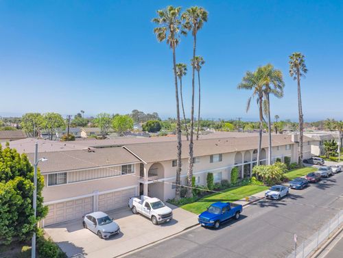 560 W Gonzales Rd, Oxnard, CA, 93030 | Card Image