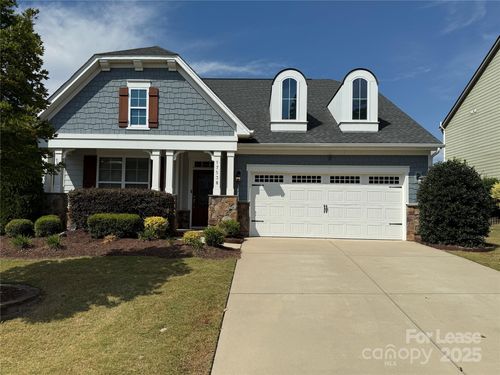 17538 Austins Creek Dr, Charlotte, NC, 28278-6016 | Card Image