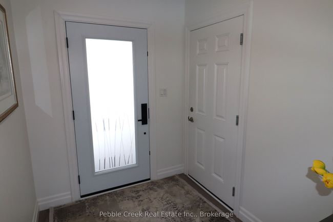 215 Lake Breeze Dr, House other with 2 bedrooms, 2 bathrooms and 2 parking in Goderich ON | Image 5