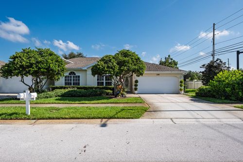 2198 Andrews Ct, DUNEDIN, FL, 34698-4839 | Card Image