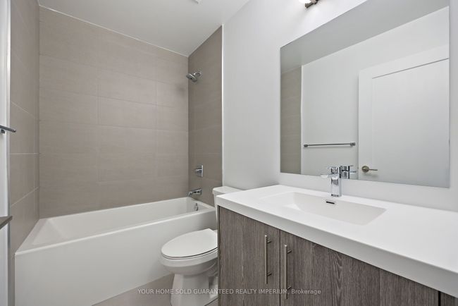 286 Main St, Condo with 3 bedrooms, 2 bathrooms and null parking in Toronto ON | Image 21