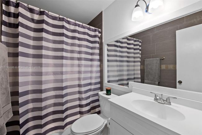 3005 - 3005 Nw 48 Th Ave, Townhouse with 3 bedrooms, 3 bathrooms and null parking in Coconut Creek FL | Image 19