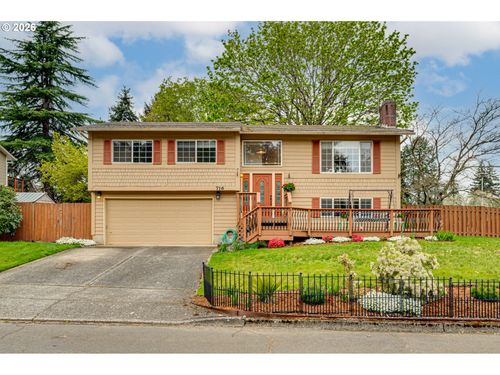 716 Ne 151st Ave, Vancouver, WA, 98684-8181 | Card Image