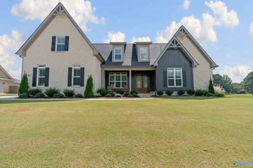 8899 Mountain Preserve Blvd Se, Gurley, AL, 35748-4503 | Card Image
