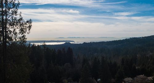 5240 Malaspina Pl, North Vancouver, BC, V7R4M1 | Card Image