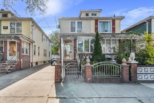 540 52nd Street, Brooklyn, NY, 11203 | Card Image