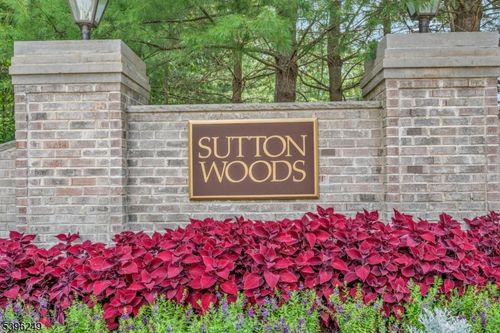 141 Riveredge Dr, Chatham Twp, NJ, 07928-3114 | Card Image