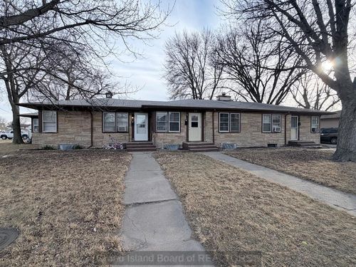 710 S Vine St, Grand Island, NE, 68801-8032 | Card Image