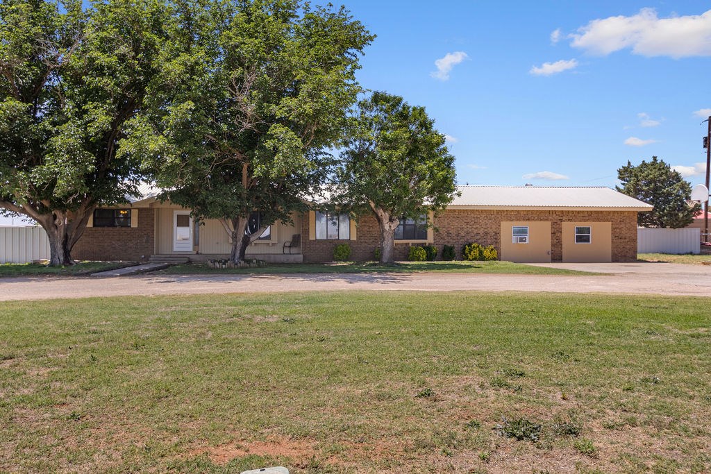 Residential in Andrews 4