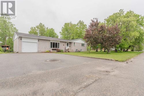 16 Clark St, Kapuskasing, ON, P5N2Z3 | Card Image