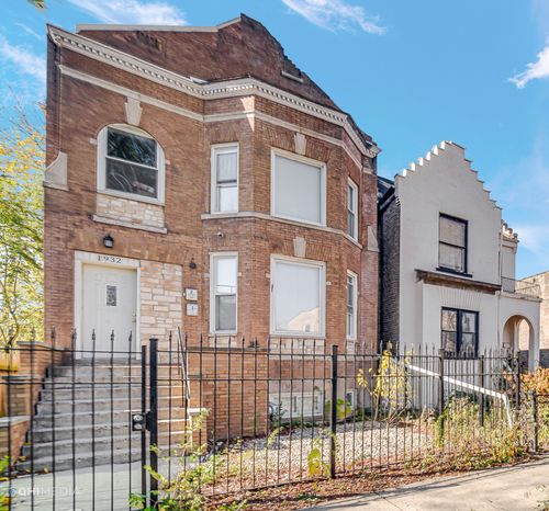 2-1932 S Sawyer Ave, Chicago, IL, 60623-2611 | Card Image