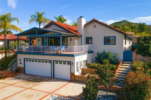 23619 Continental Dr, Canyon Lake, CA, 92587-7760 | Card Image